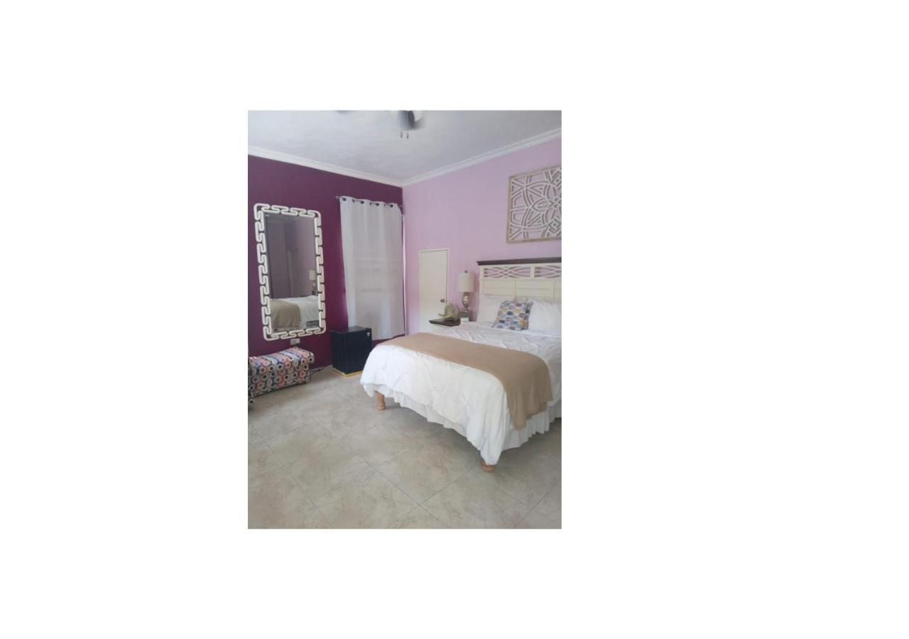 Bella Vista Vacation Apartment Montego Bay Exterior photo