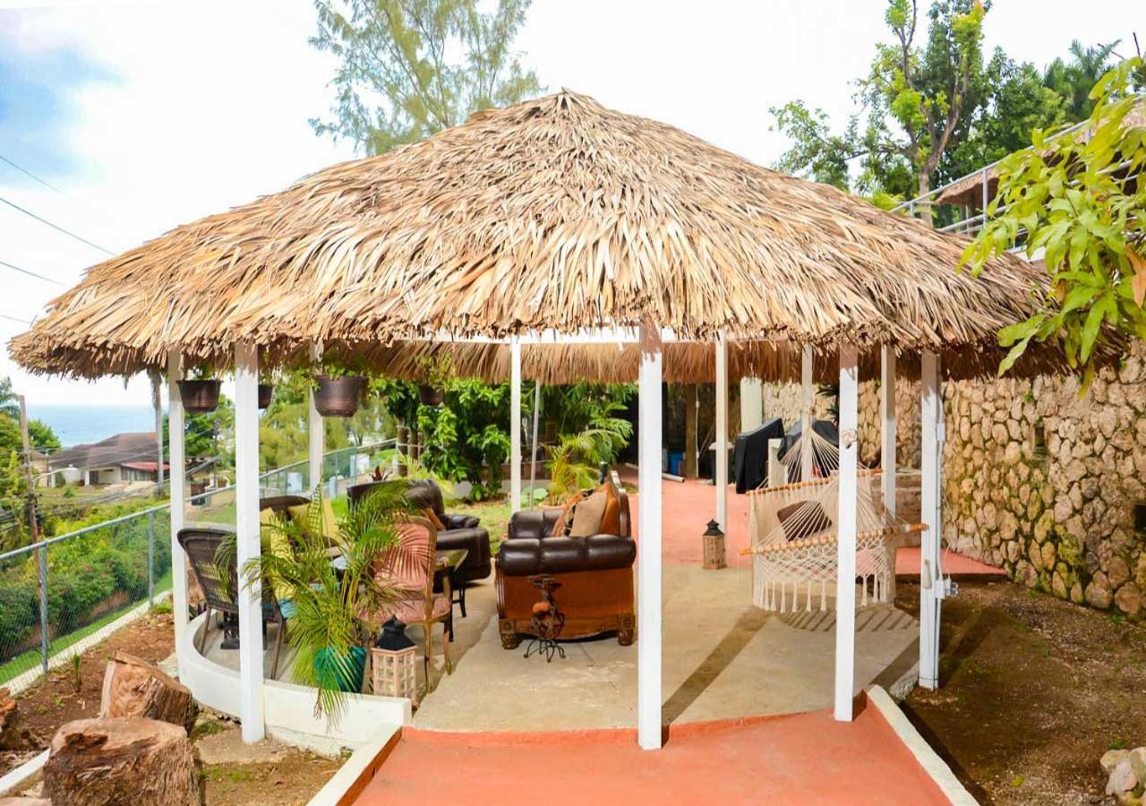 Bella Vista Vacation Apartment Montego Bay Exterior photo