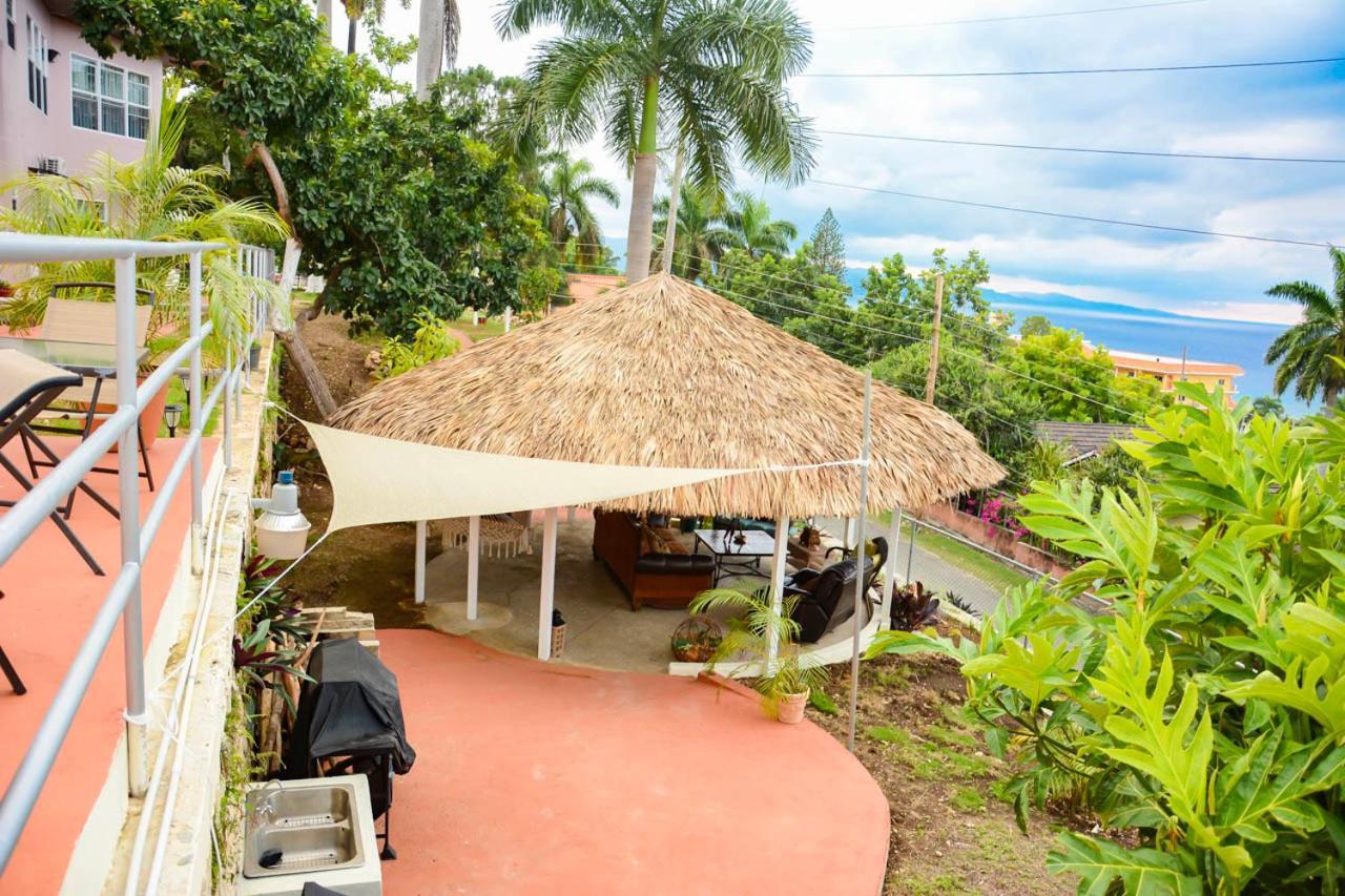 Bella Vista Vacation Apartment Montego Bay Exterior photo